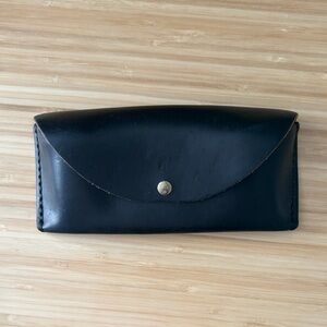 Black Leather Sunglasses Glasses Case with Magnetic Button Close